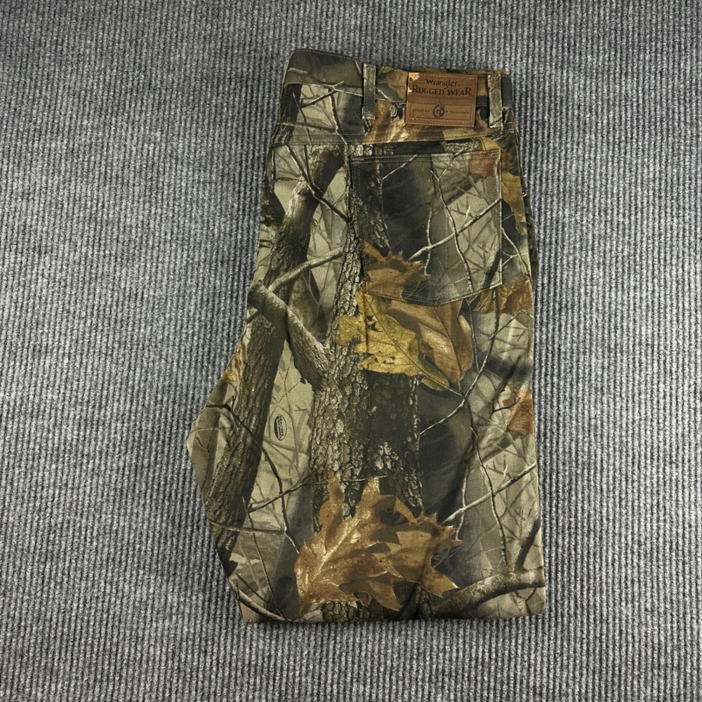 Wrangler Rugged Wear Mens Camo Pants 42x34 RealTree Forest Camouflage Made USA